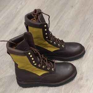Filson Rangeland Boots NWOT 9.5
